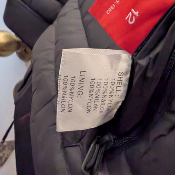 Qi Kids Black Puffer Jacket - Picture 4 of 10